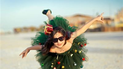 «لوجي جوهر» أصغر فاشونيستا ببورسعيد (فيديو)