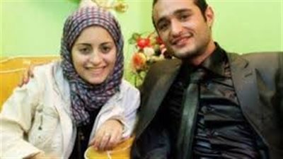 زوجة دومة: اعتصم أمام مكتب النائب العام حتى إطلاق سراح زوجي