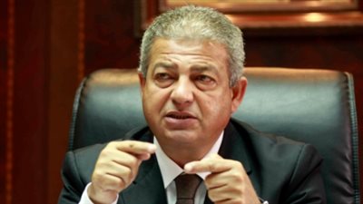 وزير الرياضة يستدعى مجلس الزمالك لحل أزمة هاني العتال
