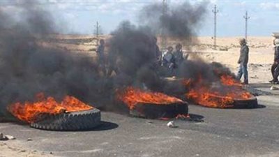 استمرار قطع طريق 