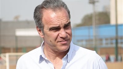 كينو يفجر أزمة في الأهلي قبل مواجهة بيراميدز بالدوري الممتاز