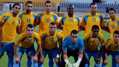 الإسماعيلي يتقدم بهدف على الرجاء في الشوط الأول