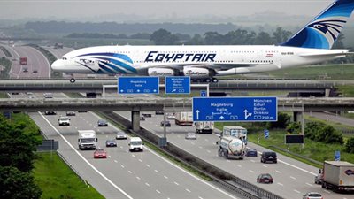 6 إجراءات عاجلة لرفع كفاءة المطارات.. استغلال المساحات المتاحة لزيادة الطاقة الاستيعابية.. زيادة ضباط الجوازات.. تحديث خطط الطوارئ.. وتركيب أنظمة مراقبة حديثة «أبرزها»