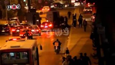 بالفيديو.. الأمن يُلقي القبض على عدد من متظاهري «عبد المنعم رياض»