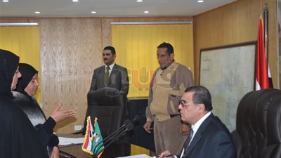 محافظ الفيوم يعقد اللقاء الأسبوعي للمواطنين