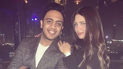 أوس أوس يحتفل بـ2019 مع زوجته: «كل سنة وانتي معايا»