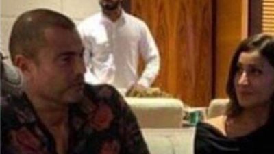 عمرو دياب يخطف الأنظار بصحبة دينا الشربيني في حفل رأس السنة بأبو ظبي (صور)