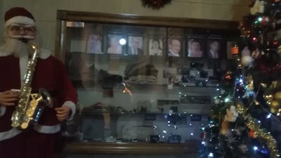 صور الشهداء تزين الكنيسة المرقسية احتفالا بالعام الجديد بالإسكندرية (صور)