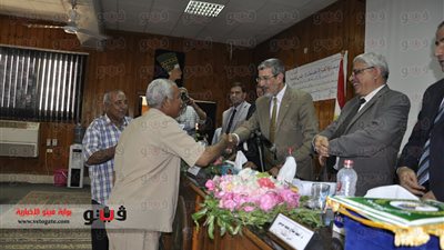 تكريم 43 موظفا بزراعة المنيا في احتفالها السنوي