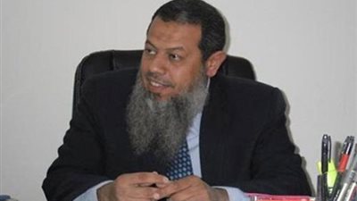 صلاح عبد المعبود يدلي بصوته في بندر شبين الكوم