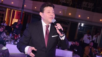 هاني شاكر وسامو زين وشاهيناز يحيون حفل رأس السنة بالجيزة (صور)