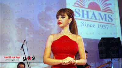 بالصور.. ميريام فارس تتألق بفستان أحمر في «الفور سيوزن»