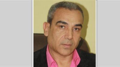 بتانة تطرح ديوان «ثائر مثل غاندي.. زاهد كجيفارا» لسمير درويش