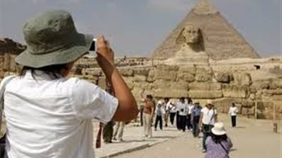 «المركزي»: 8 مليارات دولار حجم الدخل السياحي العام الجاري