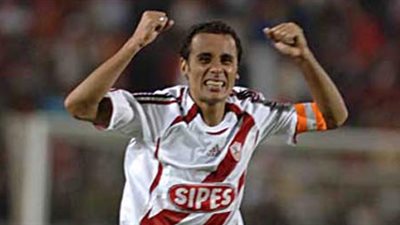 «طارق السيد» يقود مران لاعبي الزمالك المستبعدين من لقاء «الجمارك»