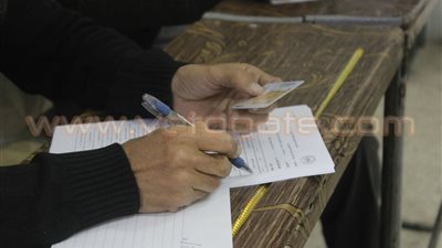 «الشبورة» تتسبب في تأخر فتح بعض اللجان بالإسماعيلية