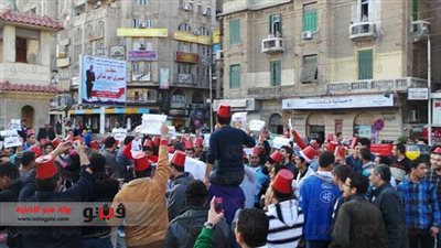 مظاهرة بـ«الطرابيش» لإخوان الإسكندرية تثير أزمة في الوفد