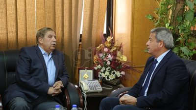 محافظ الإسماعيلية يستقبل وزير الرياضة قبل زيارة فرع الدراويش