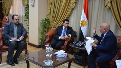 وزير الرياضة يناقش استعدادات أوليمبياد طوكيو مع رئيس اتحاد الكاراتيه