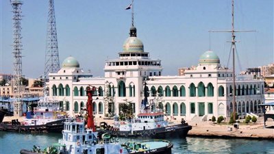 مبنى هيئة قناة السويس.. تحفة معمارية خالدة (صور)