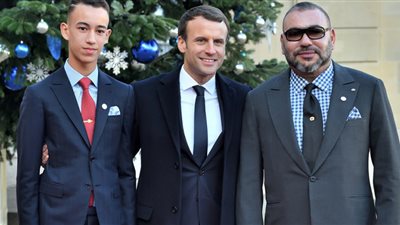 4 طائرات عسكرية نقلت أمتعة العاهل المغربي لفرنسا