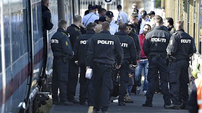 الشرطة الدنماركية: عدد من القتلى في حادث قطار على جسر كوبنهاجن