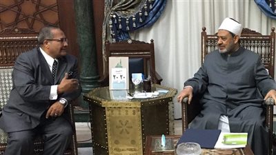 اختيار أستاذ بـ«طب الأزهر» محكما بأكبر مجلتين بريطانية وأمريكية