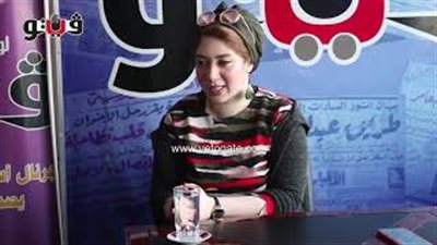 تعرفى على أساسيات وضع المكياج الصباحي (فيديو)