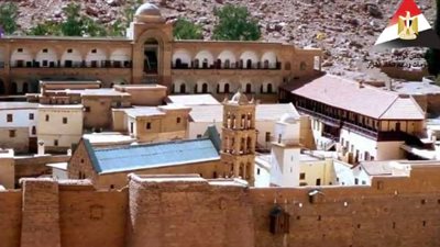 وزير الآثار: تأمين مكتبة دير سانت كاترين بكاميرات مراقبة (فيديو)