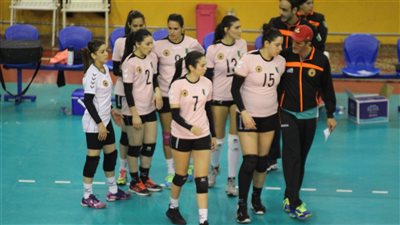 المجمع الجزائري يفوز على الصحافة السوداني في البطولة العربية للطائرة