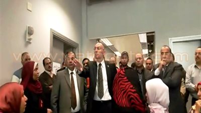 بالفيديو.. اللائحة المالية للعاملين تهدد بانهيار «المتحف الكبير»