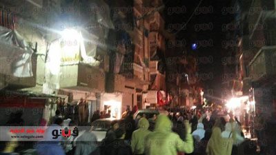أهالي المنشية يفرقون مسيرة لـ «الإرهابية» بالحجارة والشماريخ