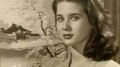 زبيدة ثروت تطالب تعويض 100 ألف جنيه عن «لقاء هناك»