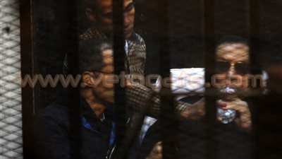 ننشر تفاصيل قرار النيابة العامة بالطعن على براءات مبارك ونجليه والعادلي ومعاونيه بـ