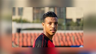 لاعب الداخلية يطلب 7 ملايين جنيه للانتقال للأهلي.. والأحمر يرفض