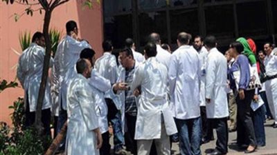 مدير «قصر العيني»: أطباء المستشفى لن يستجيبوا لدعوات الإضراب