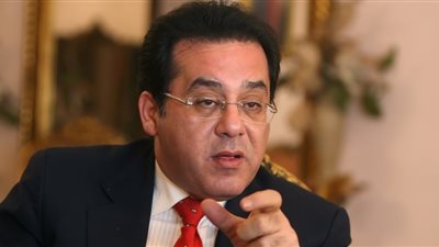 انفعالات إعلامي الإخوان «مسلسلات هابطة».. مطاريد الشرق يكشفون زيف صراخ المذيعين على شاشات الجماعة.. قيادي بـ6 أبريل: يبحثون عن اللايك والشير والتمويل.. وباحث: «يحاربون بعضهم بحثا عن الم