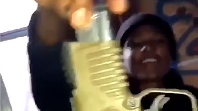 مراهق ينتحر بعد قتل صديقه عن طريق الخطأ (فيديو وصور)