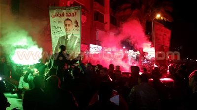 بالصور.. احتفالية لأنصار فرغلي محمولًا على الأكتاف ببورسعيد