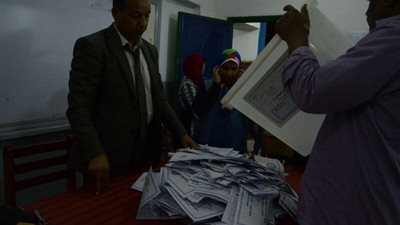 فوز «محمد العقاد» و«عصام فاروق» بمقعدي مصر القديمة