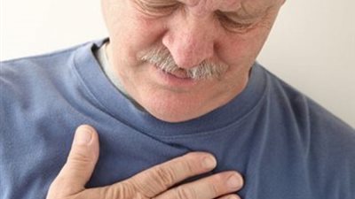 مرض «كرون».. يصيب القولون والأمعاء وعلاجه بنظام غذائي خاص