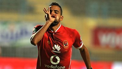 مؤمن زكريا يكتفي بجلسة في الجيم بمران الأهلي بسبب نزلة برد