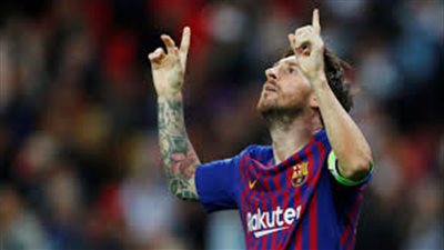 ميسي يسجل هدفا رائعا في تدريبات برشلونة (فيديو)