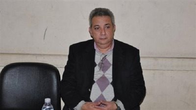 أحمد صقر يبحث عن سيناريوهات لمسلسلات ينتجها ماسبيرو