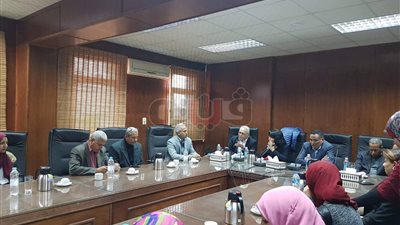 جامعة جنوب الوادي تستضيف الملحق الثقافي الإيطالي