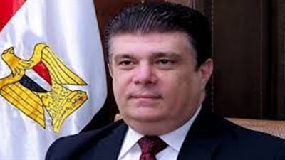 حسين زين يهنئ البابا تواضروس والأخوة الأقباط بأعياد الميلاد