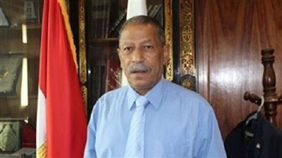 أمين «المهن التعليمية» ينتقد استمرار إنذار الطلاب الغائبين عبر البريد