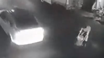 تصرف أحمق لرجل يتسبب في حوادث متعددة (فيديو)