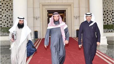 مبعوث أمير الكويت يغادر إلى مصر لحضور افتتاح مسجد «الفتاح العليم»