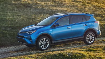 تويوتا «RAV4 Hybrid 2016» الأقوي والأكثر كفاءة